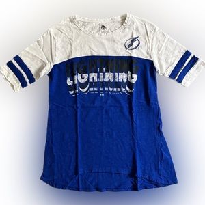 Tampa Bay Lightning Official NHL Small 4/6 soft lightweight Tee Vintage